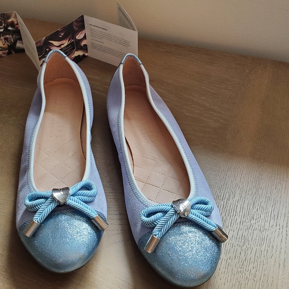 Ballerina Leather Flats - Suede, Periwinkle Blue With Silver Bow - Made In Spain - Picture 14 of 15